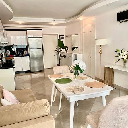 Luxury Flat 2 Mins From Beach Alanya Exterior photo